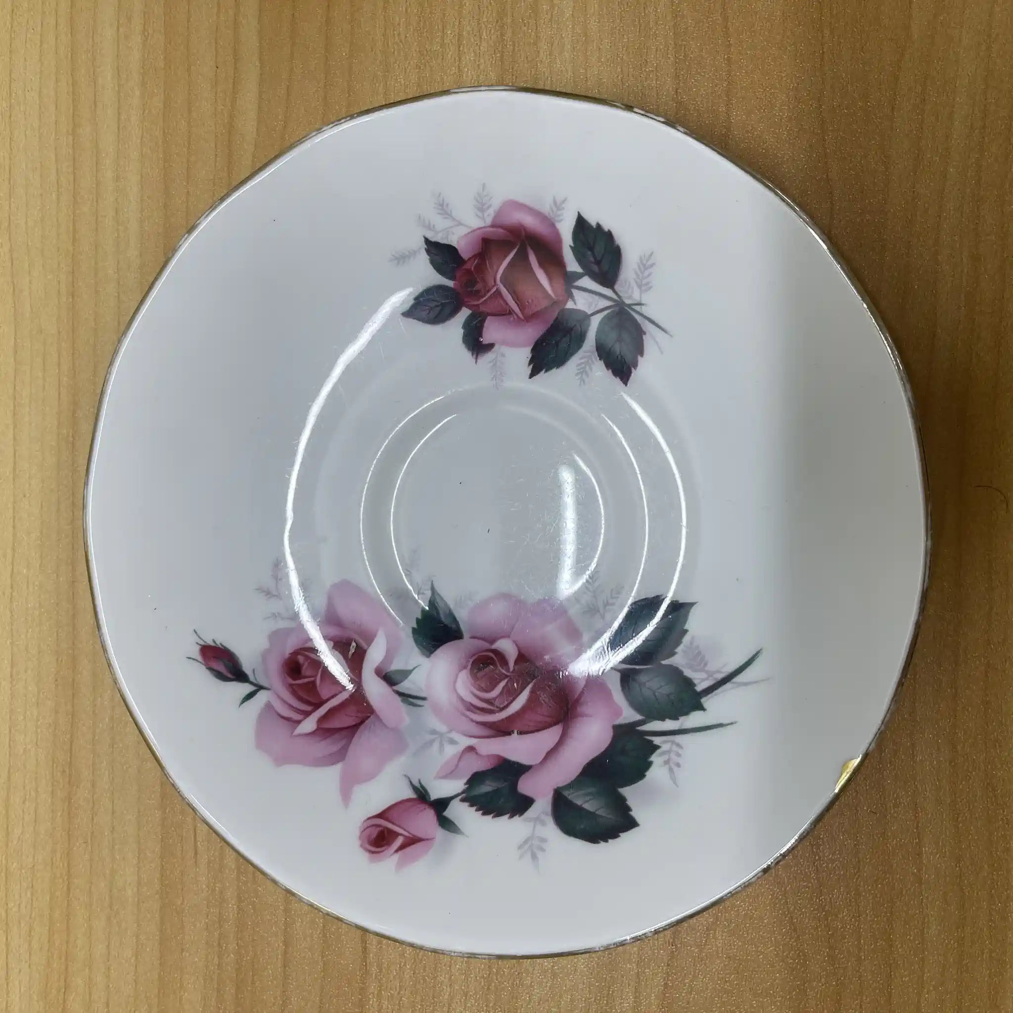 [Vintage] Trio (C&S+dessert plate) + saucer, dessert plate