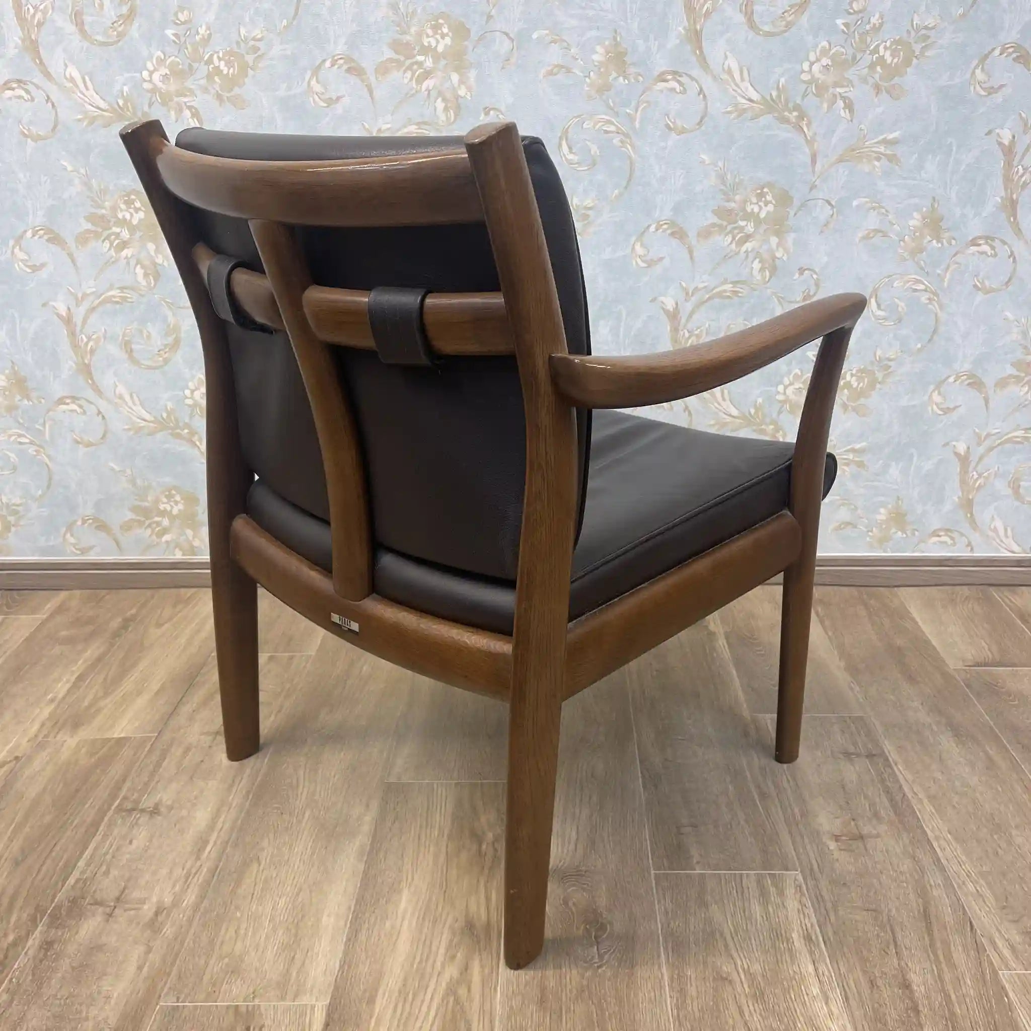 【リユース】 ダイニングセット / 日進木工 / PARAS / 1960年代以降 / オーク / 日本 / 曲木技術,シームレスデザイン,本革仕様