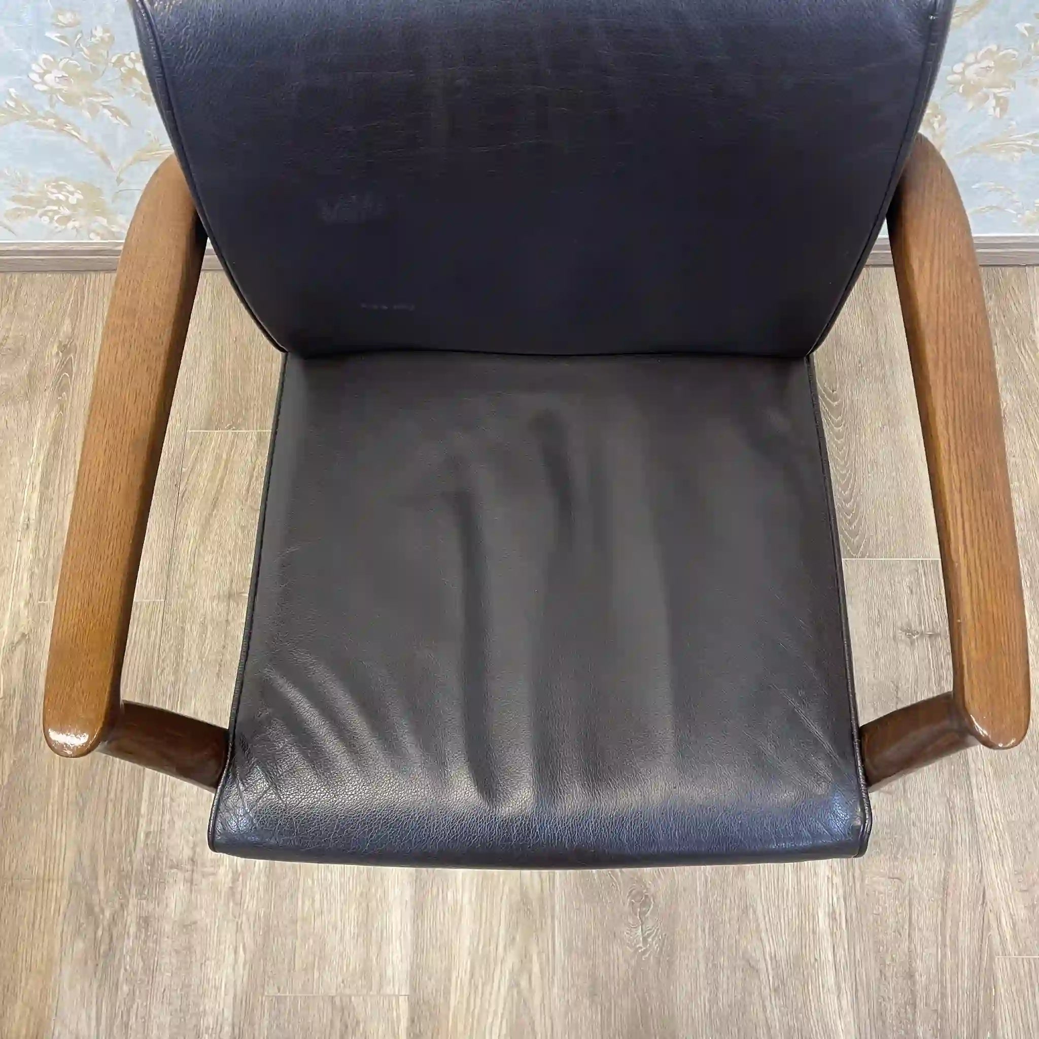 【リユース】 ダイニングセット / 日進木工 / PARAS / 1960年代以降 / オーク / 日本 / 曲木技術,シームレスデザイン,本革仕様