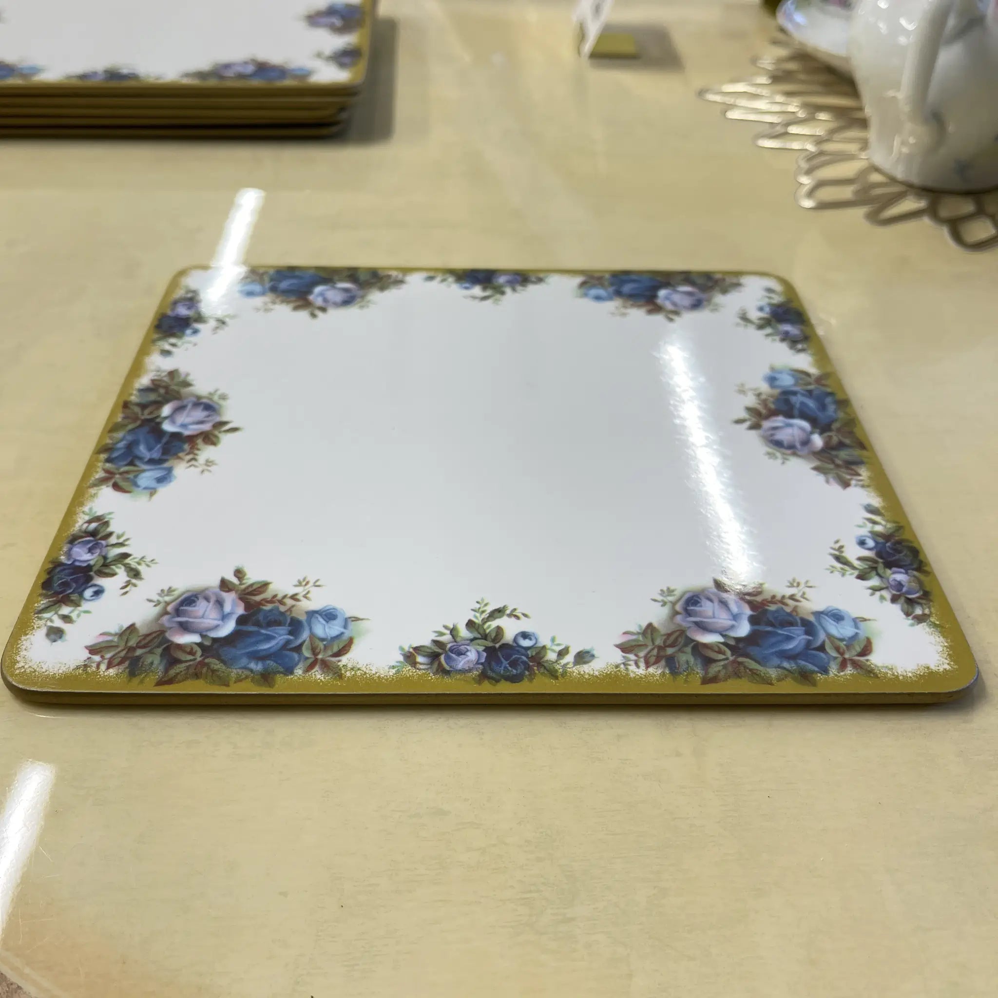 [Reused] Square Plates (6 pieces) / ROYAL ALBERT / Moonlight Rose / Boxed, Unused