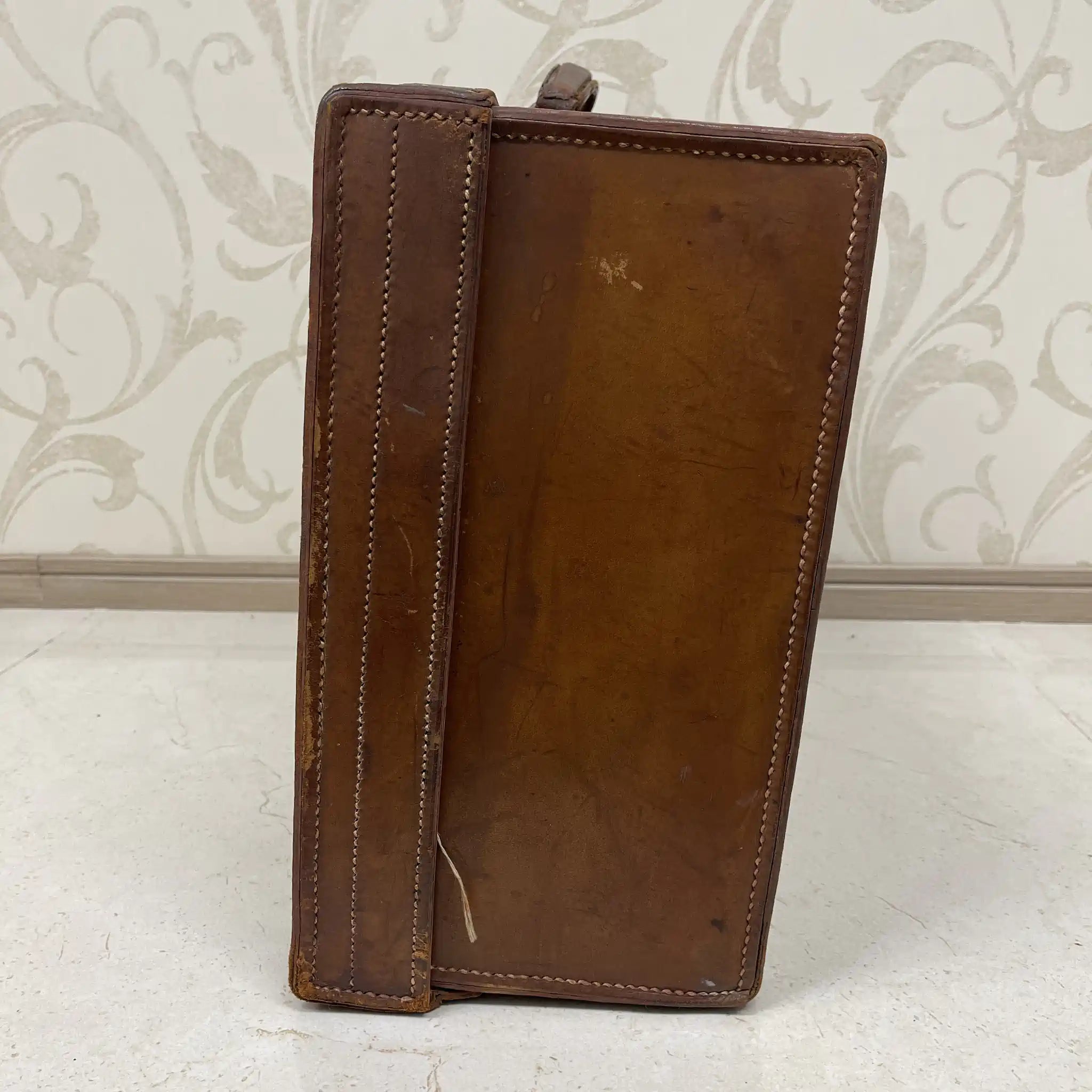 [Vintage] Trunk case