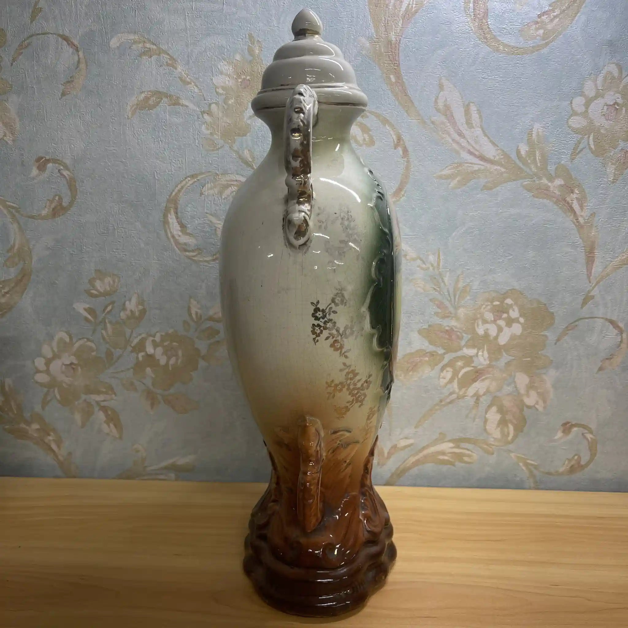 [Antique] Decorative jar