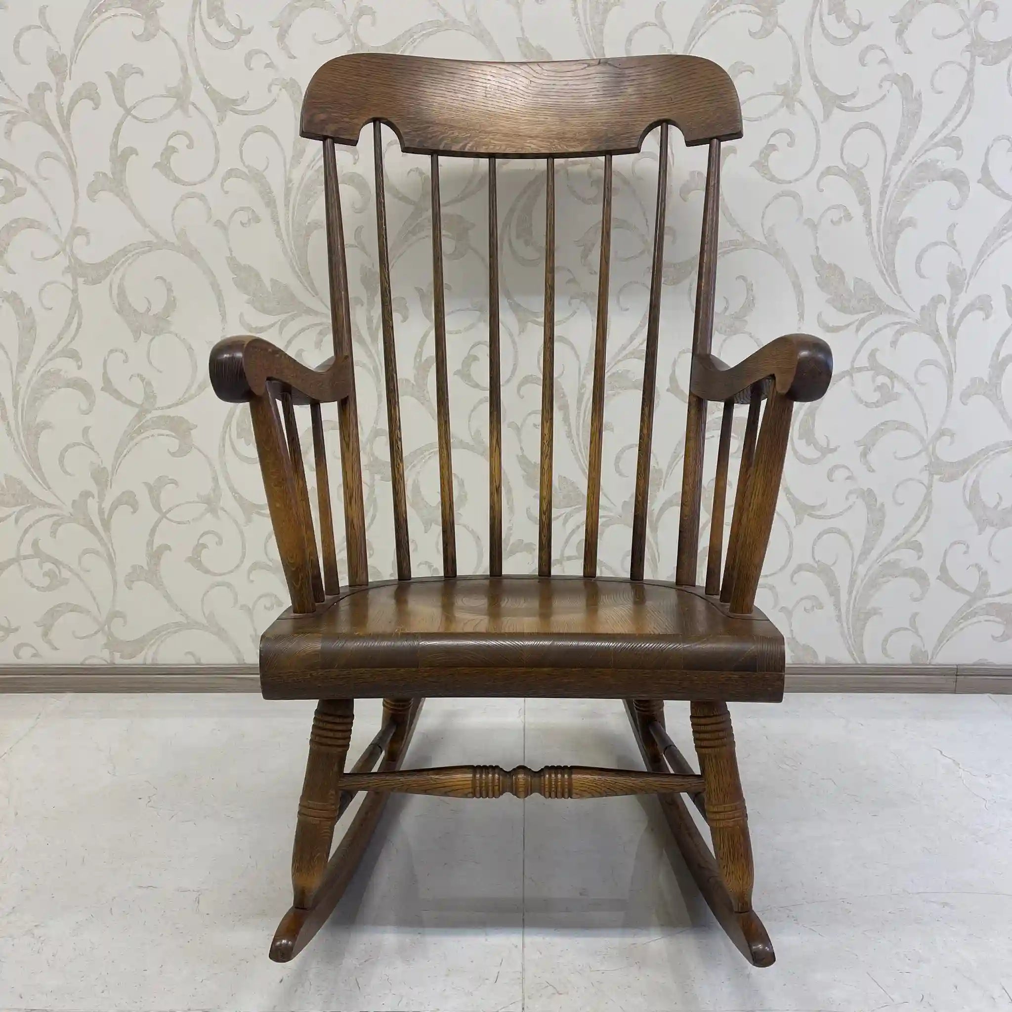 【リユース】 ロッキングチェア / 飛騨産業 / キツツキ / 日本 / 座繰り加工,ボウバック