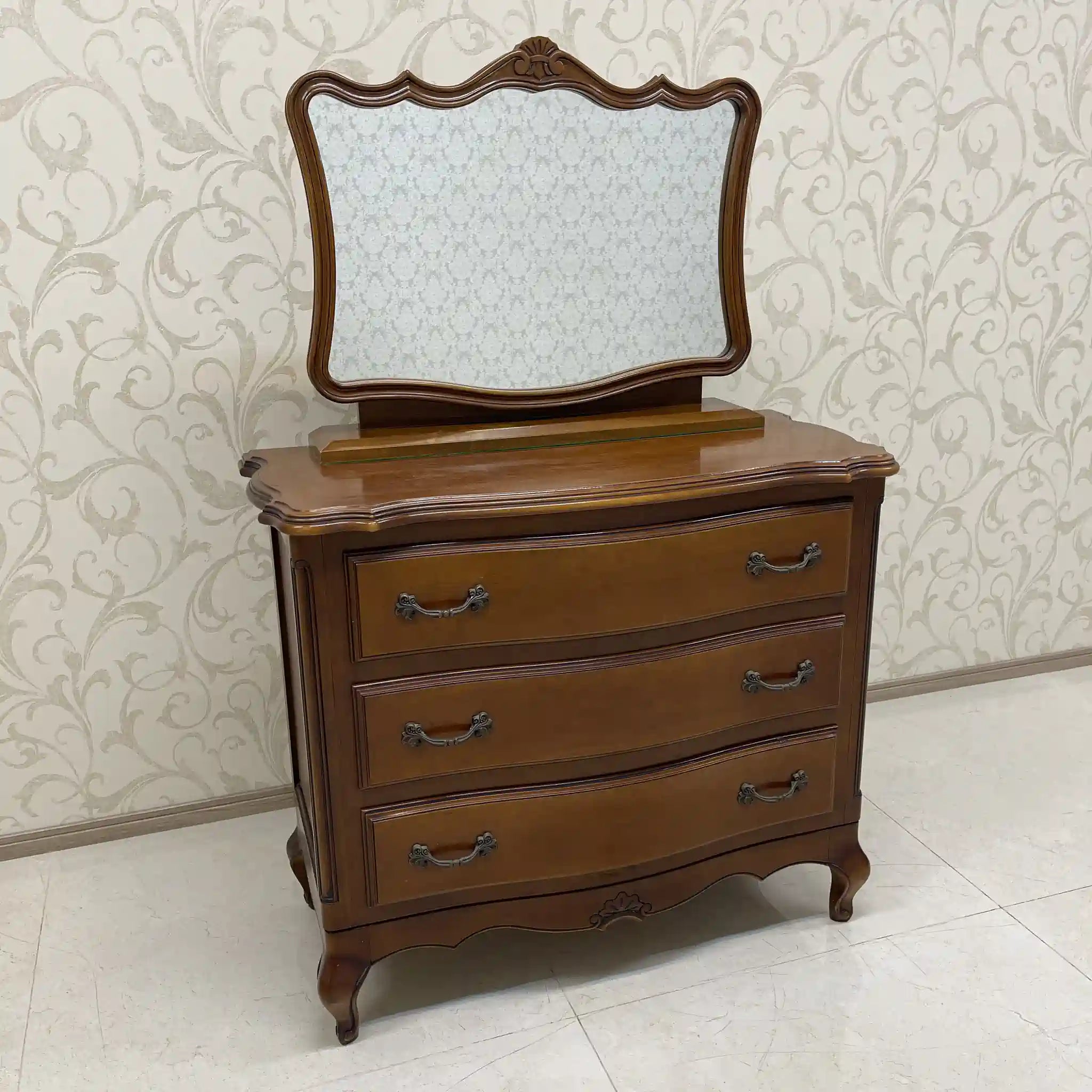 【リユース】 アンティーク調ドレッサー