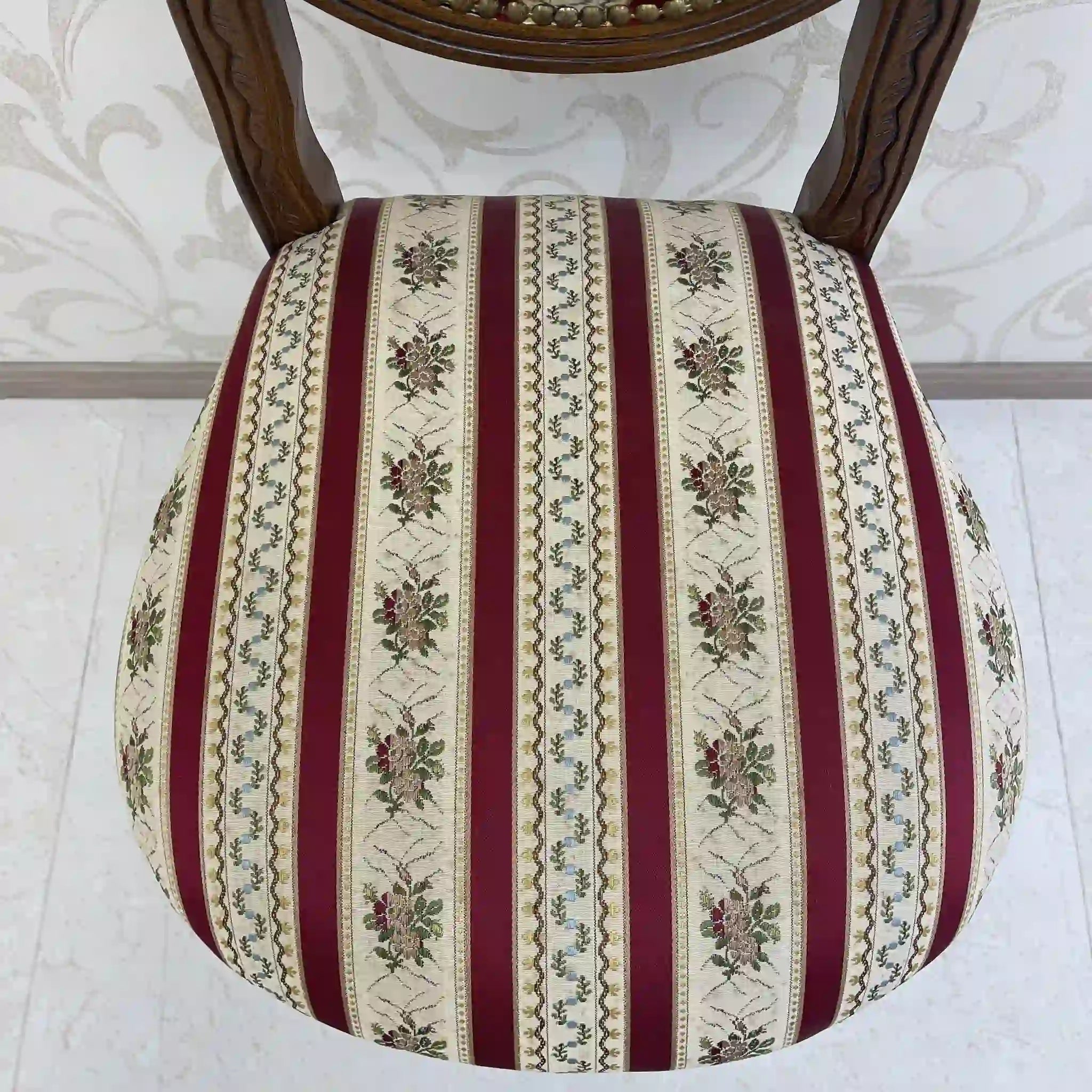 【アンティーク】 ダイニングチェア / ロココ様式（ルイ15世様式） / カブリオールレッグ,ロカイユレリーフ,ジャガード織座面