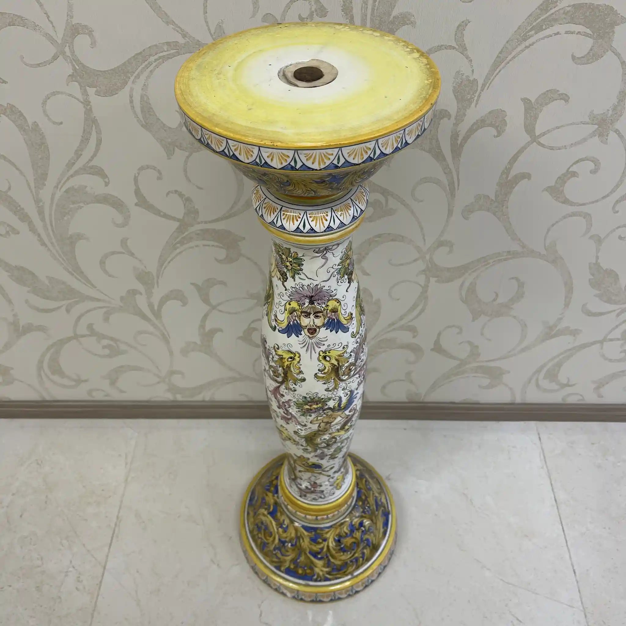 【ビンテージ】 燭台 / マヨルカ焼き / イタリア / ハンドペイント,上絵付け,金彩装飾,陶土成形