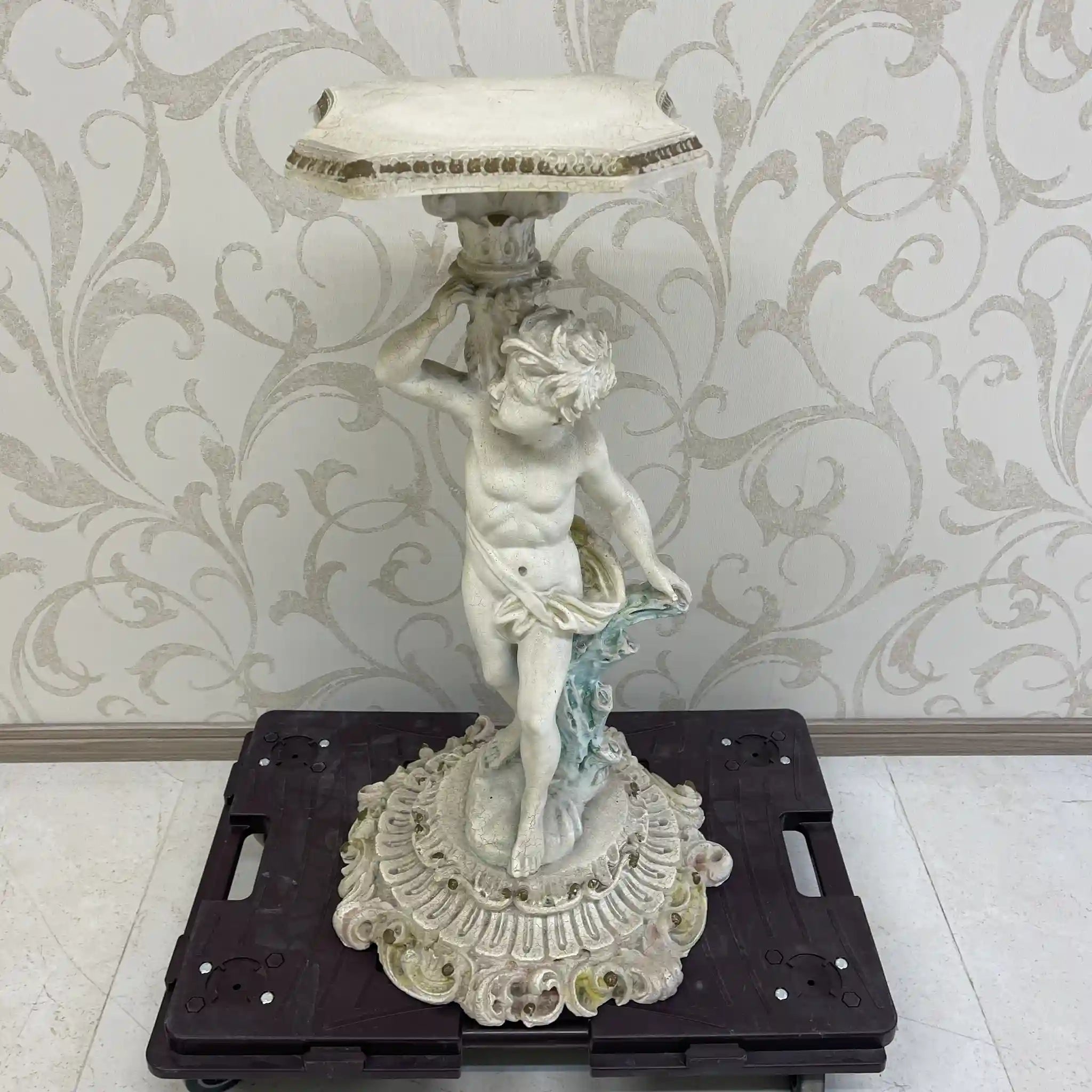 【ビンテージ】 花台 / ネオ・クラシカル（新古典主義） / 20世紀後半 / カリアティード装飾,アンティークフィニッシュ,高精細レリーフ