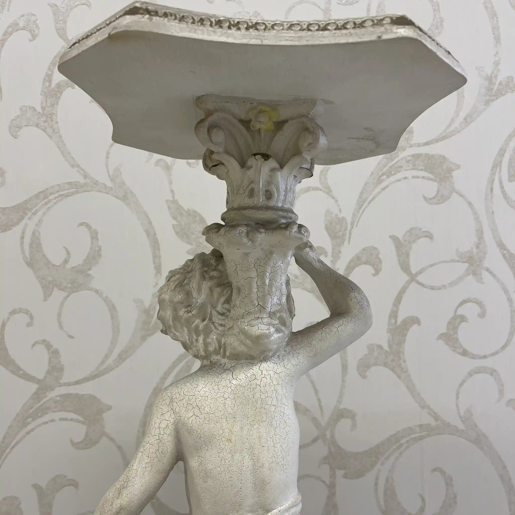 [Vintage] Flower stand / Neo-classical / 20th century / Polystone / Europe / Antique finish, high-definition relief