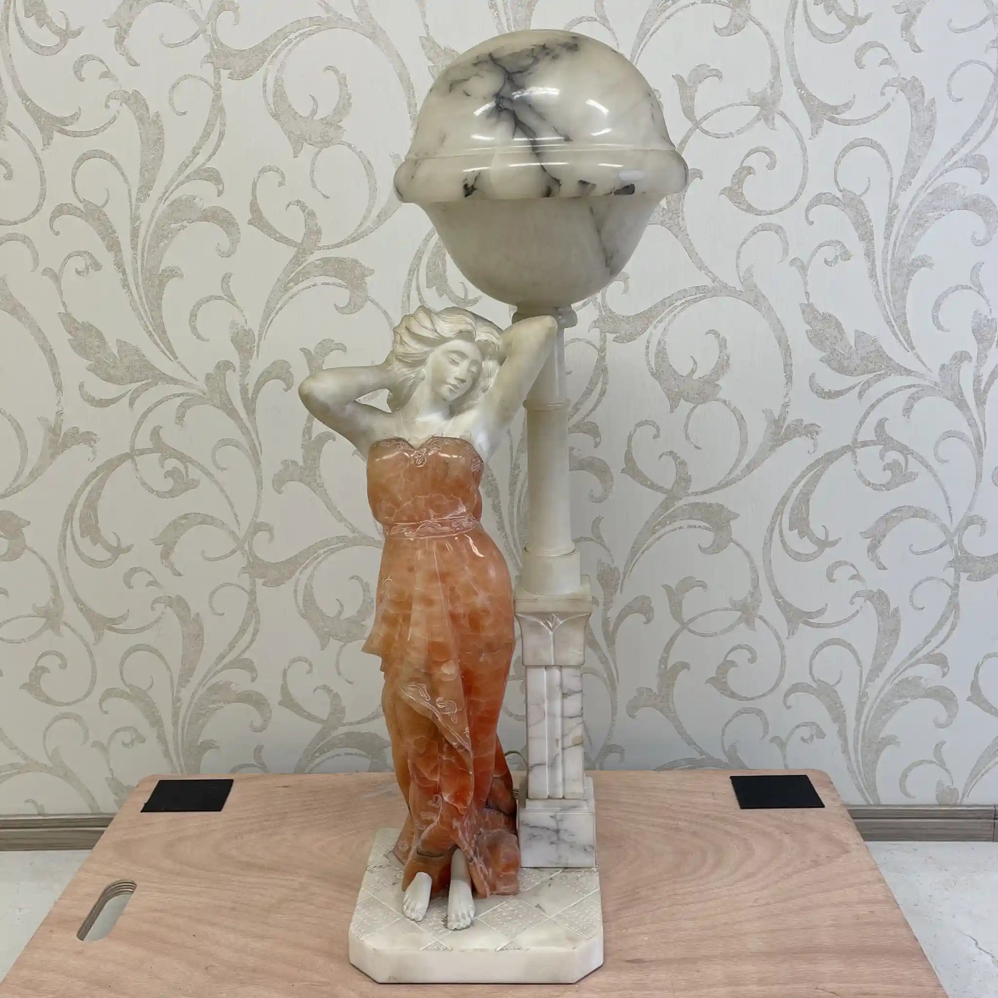 【ビンテージ】 石膏像 ヴィーナス / 石膏型成形,マット仕上げ,中空構造