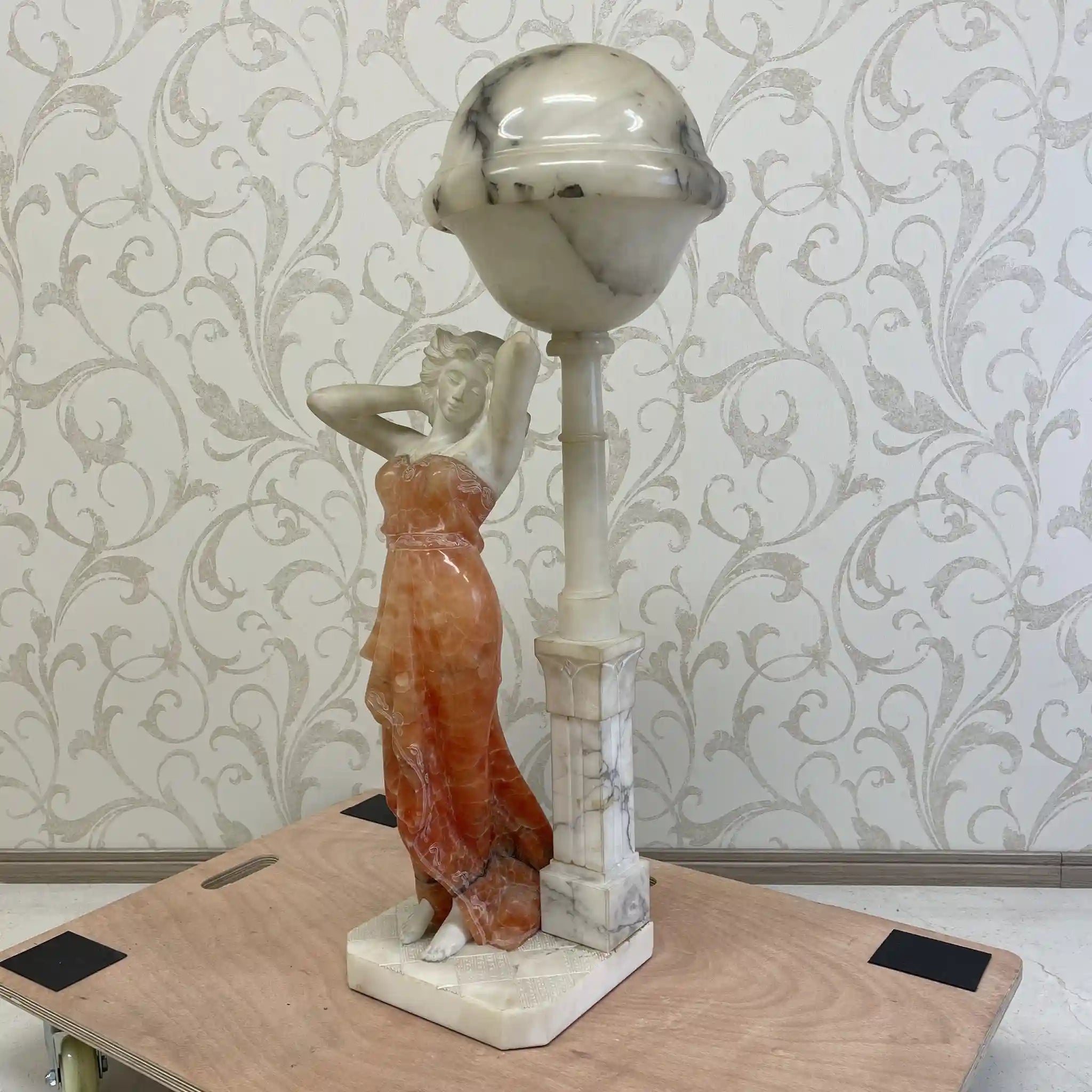 [Vintage] Stone Statue / Venus / 20th Century / Marble / Europe