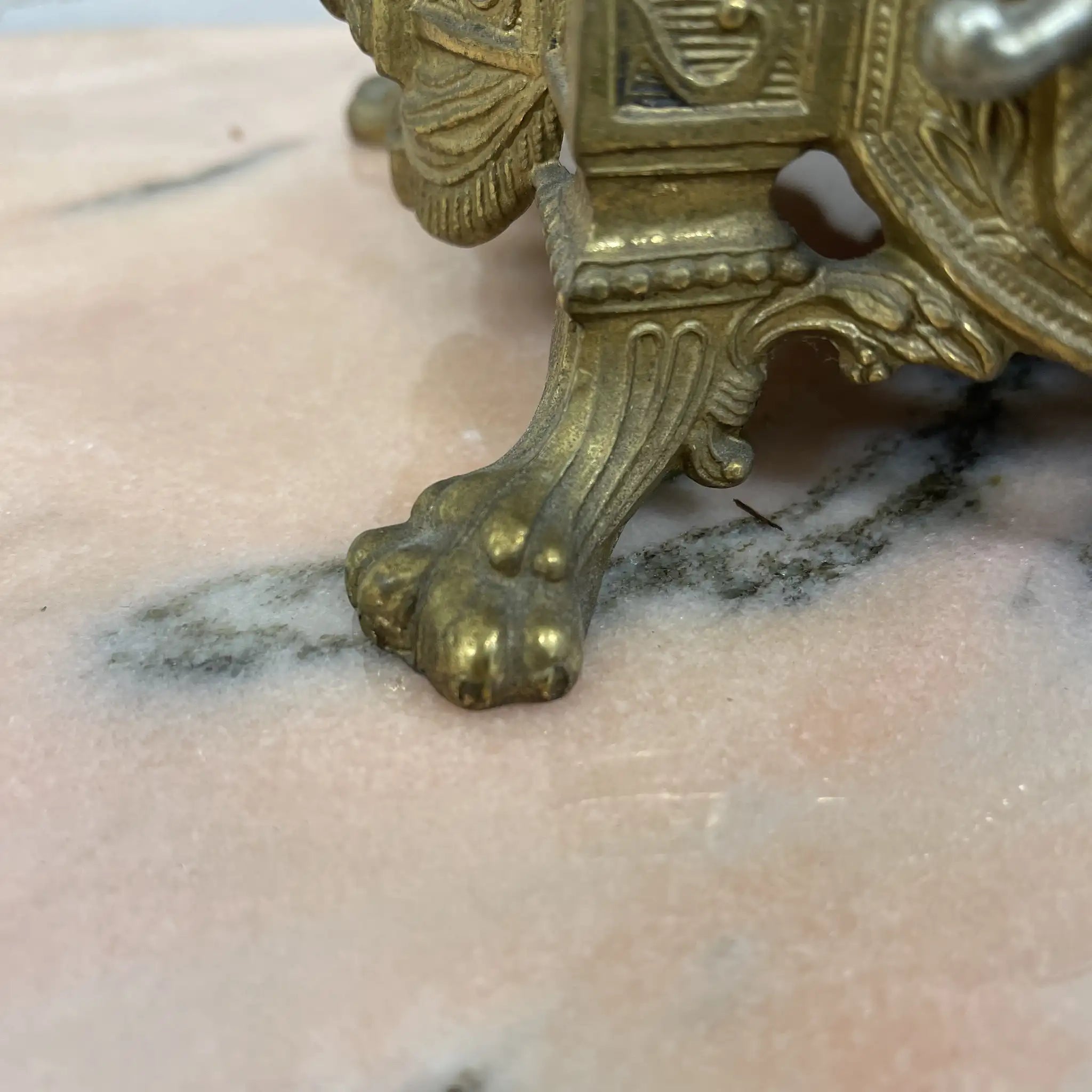 【リユース】 燭台 / Imperial / BREAVENTO,M7087-B77 / 真鍮 / バロック様式,ライオンフィート,バイカラーフィニッシュ