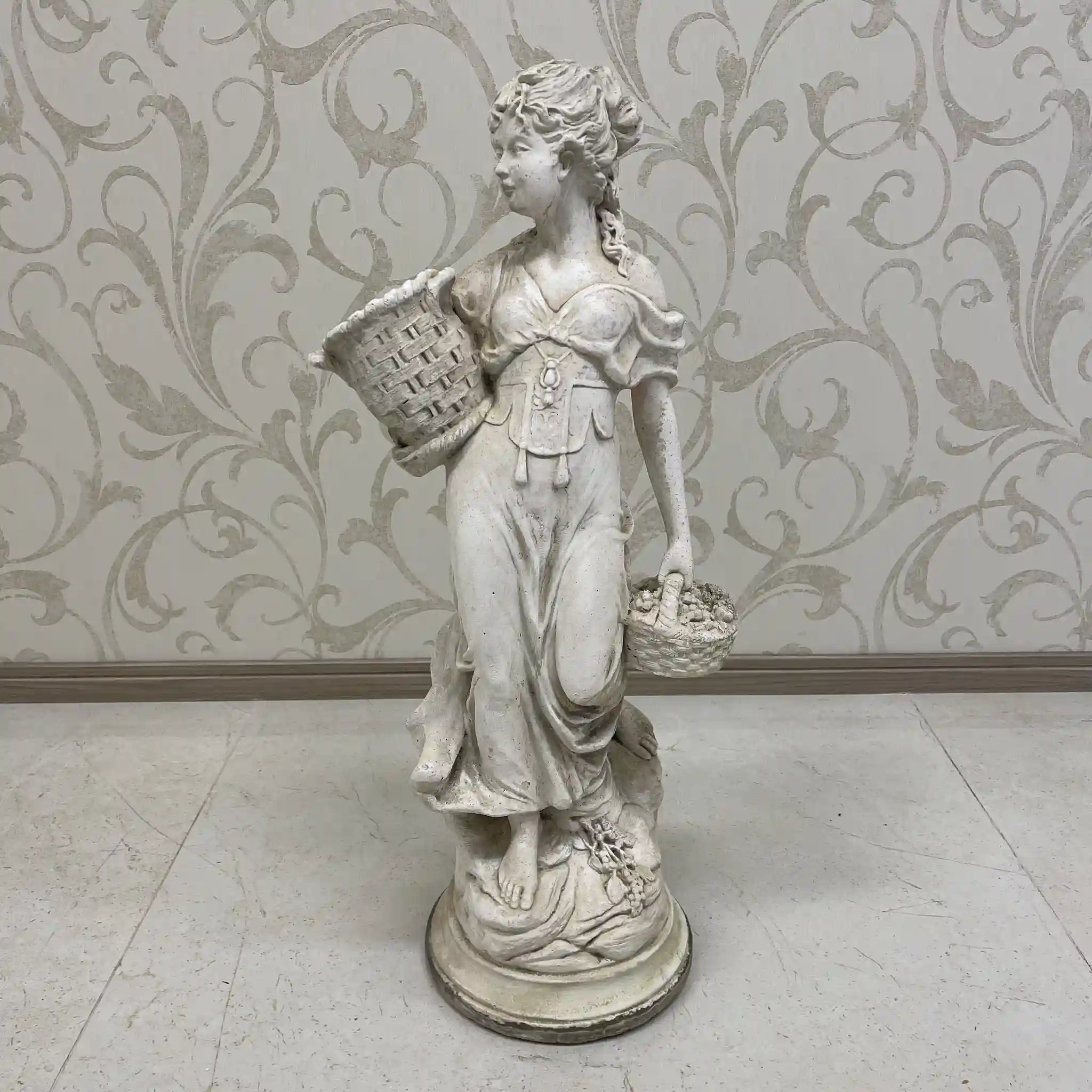 【ビンテージ】 クラシック・ガーデン・スタチュー（西洋石像） / イタリア / レコンスティテュートストーン,古典主義造形,全周彫刻