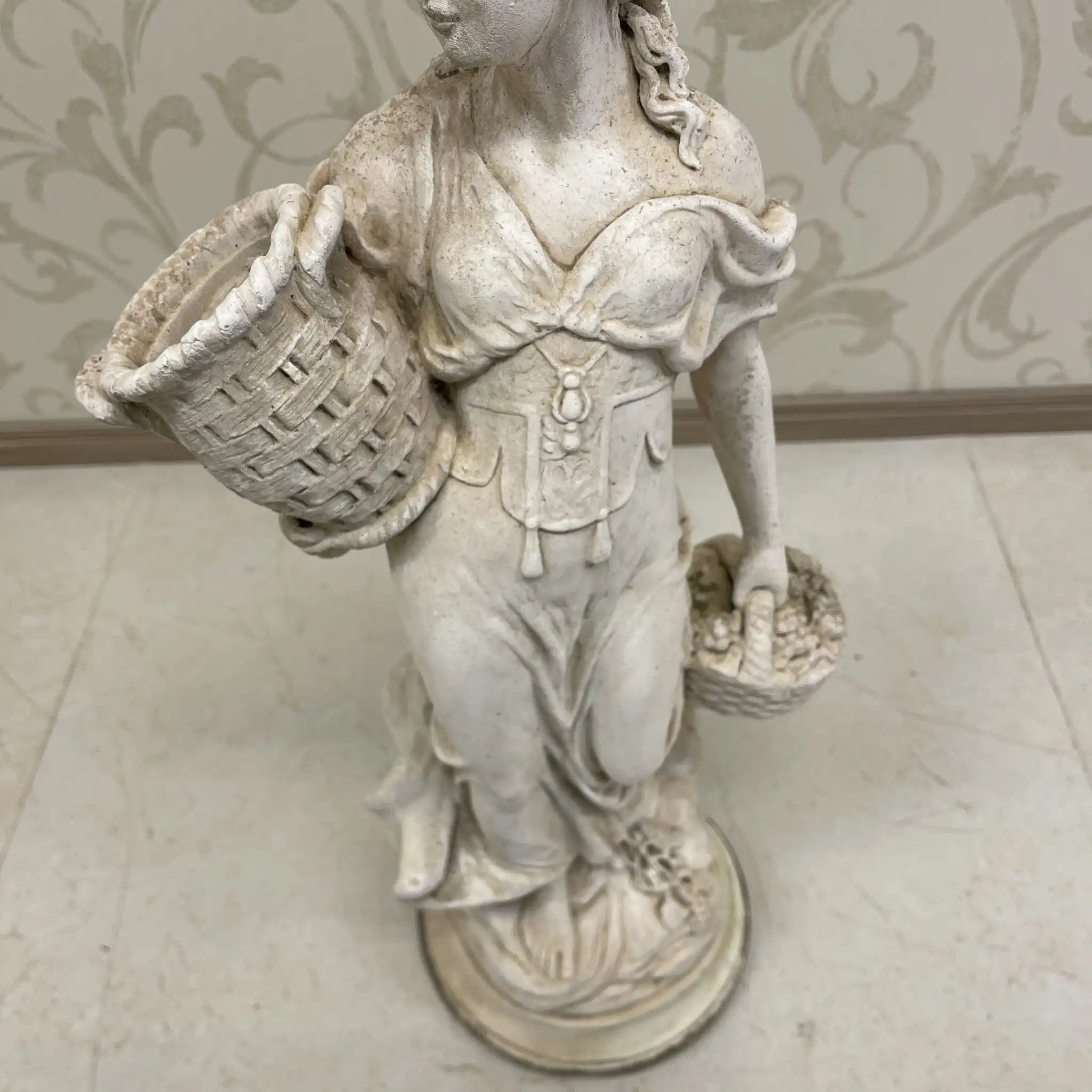 【ビンテージ】 クラシック・ガーデン・スタチュー（西洋石像） / イタリア / レコンスティテュートストーン,古典主義造形,全周彫刻