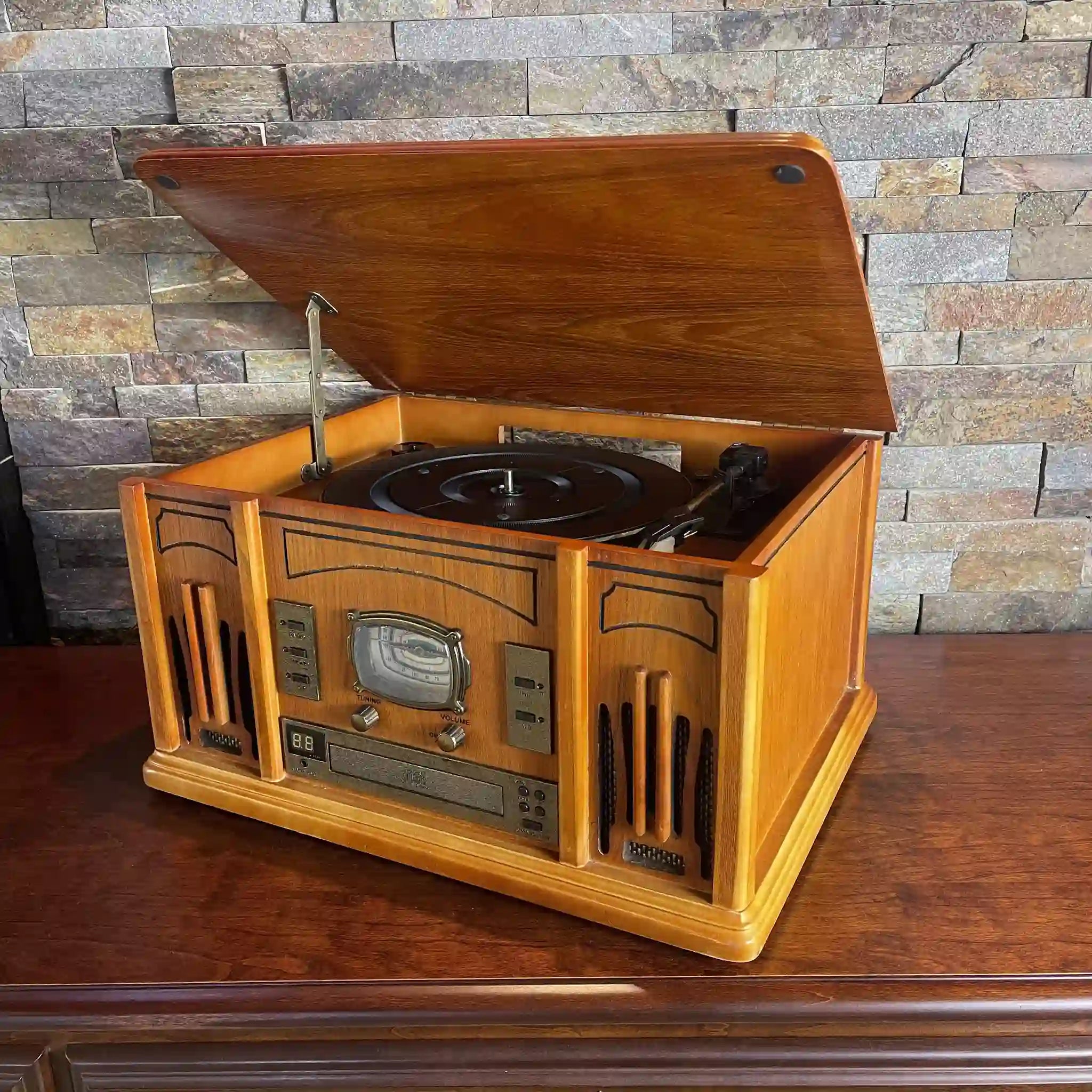 [Reused] All-in-one wooden stereo system / Czech / Records, CDs, Cassettes, Radio