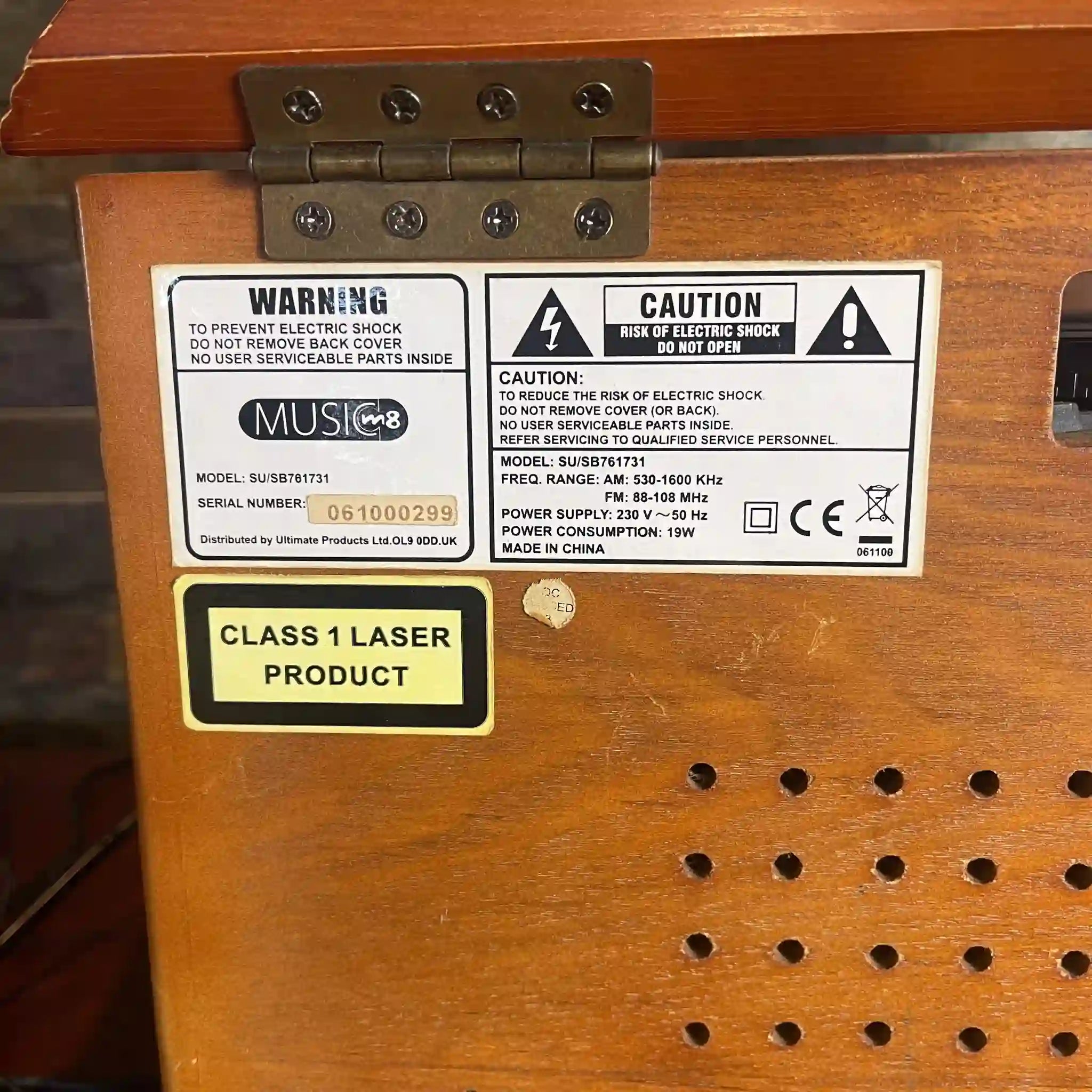 [Reused] All-in-one wooden stereo system / Czech / Records, CDs, Cassettes, Radio