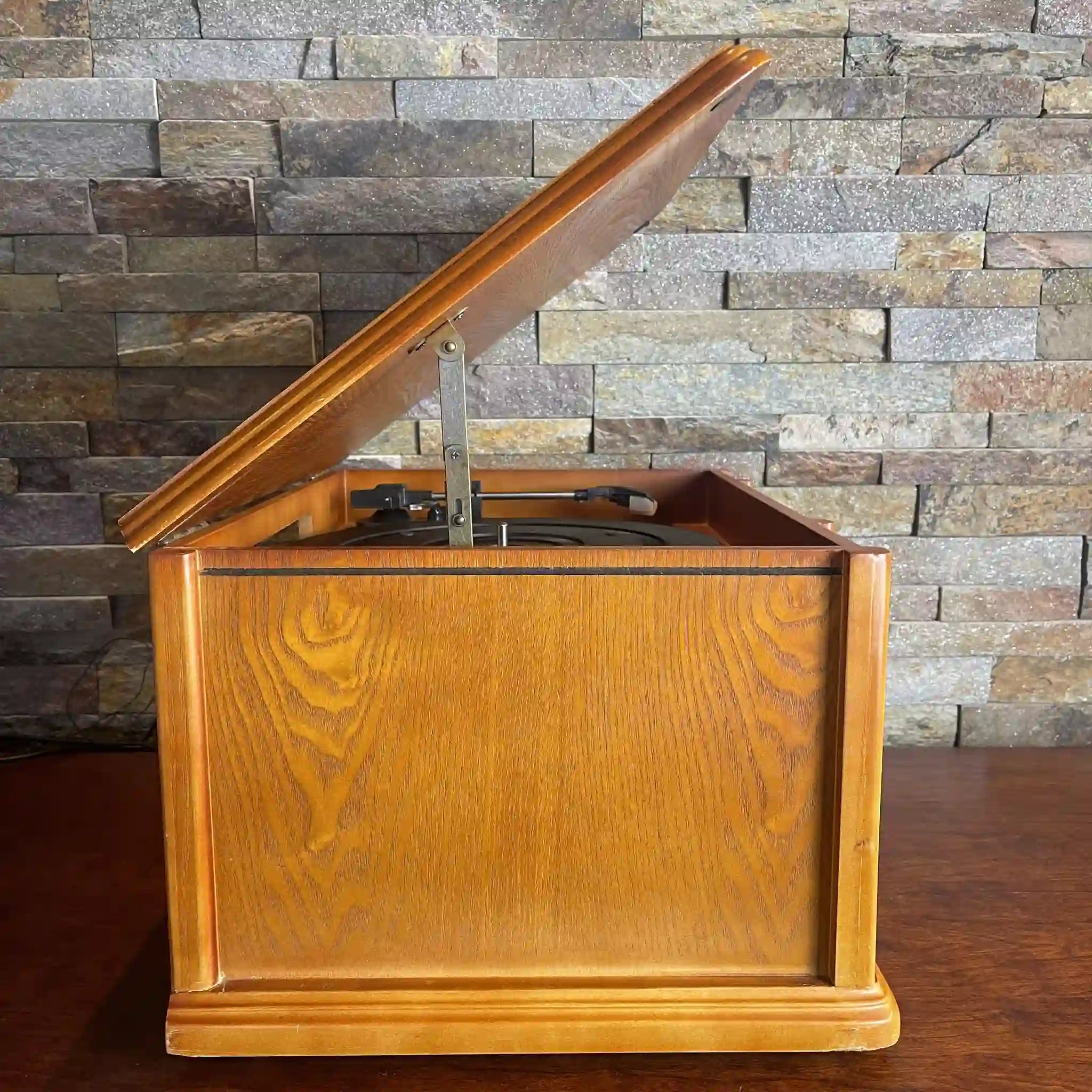 [Reused] All-in-one wooden stereo system / Czech / Records, CDs, Cassettes, Radio