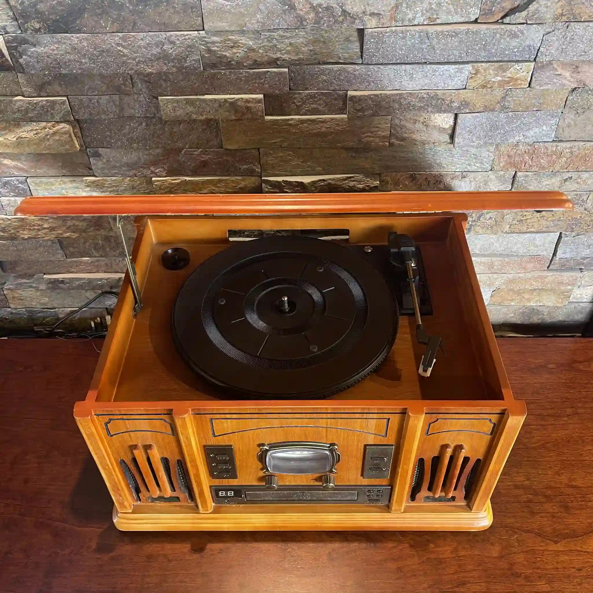 [Reused] All-in-one wooden stereo system / Czech / Records, CDs, Cassettes, Radio