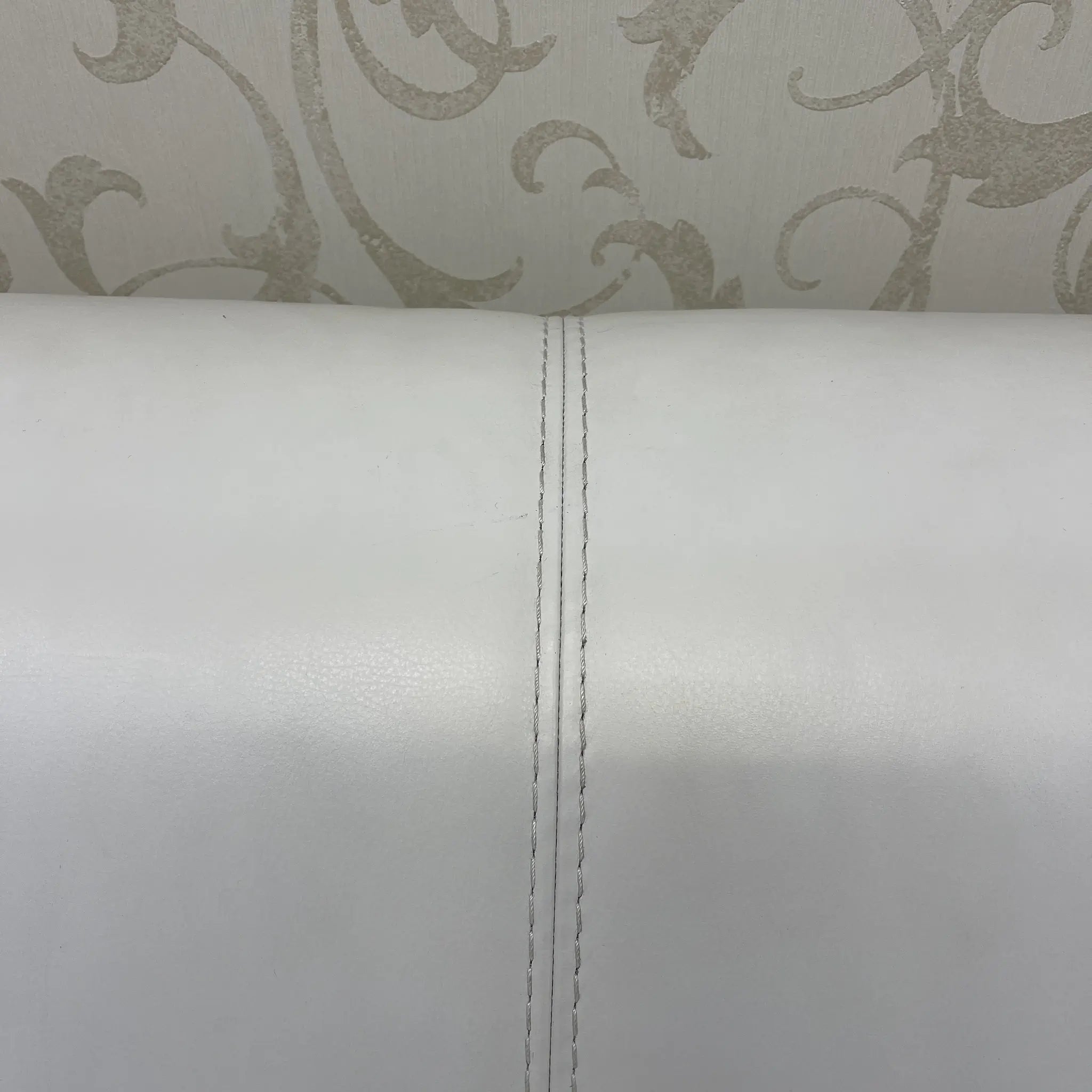 [Vintage] Sofa 2P / CALIA ITALIA / After 1965 / Genuine leather / Italy / Curved silhouette, Italian full leather