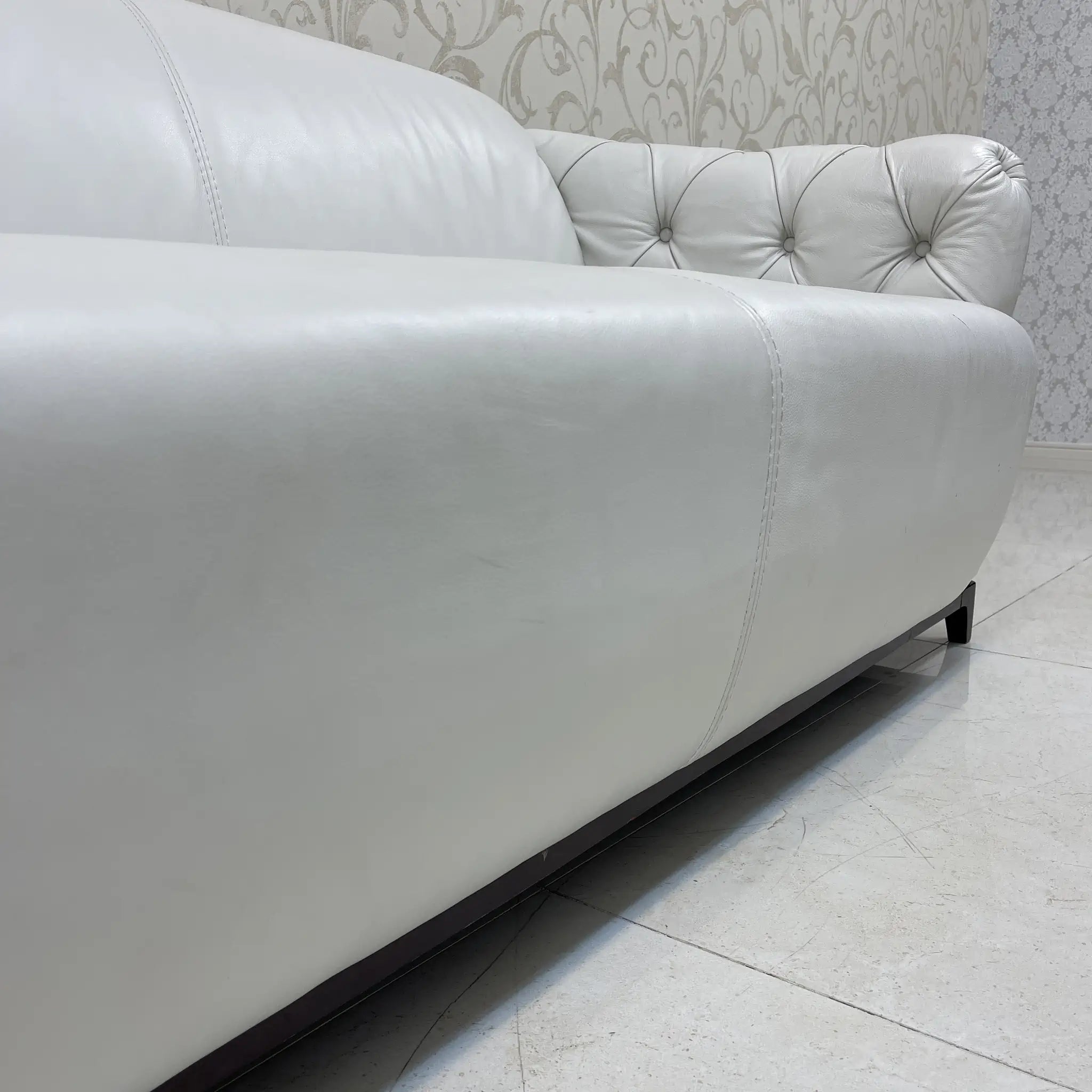 [Vintage] Sofa 2P / CALIA ITALIA / After 1965 / Genuine leather / Italy / Curved silhouette, Italian full leather