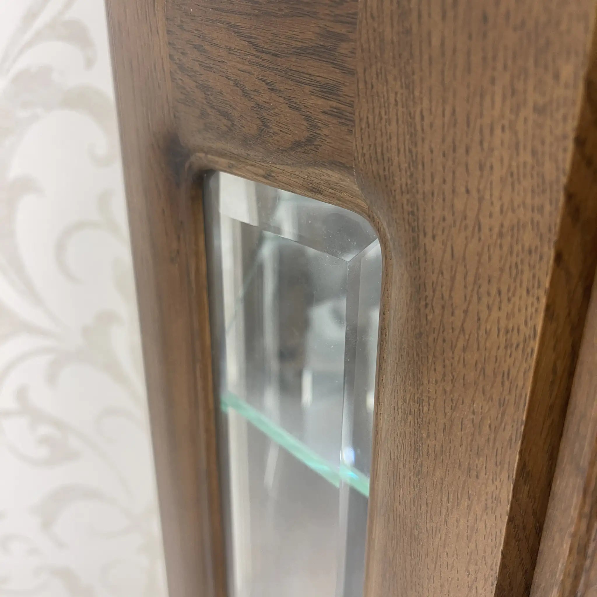 [Reuse] Glass showcase / Karimoku / HS2330MW / Natural wood / Japan / Molding decoration