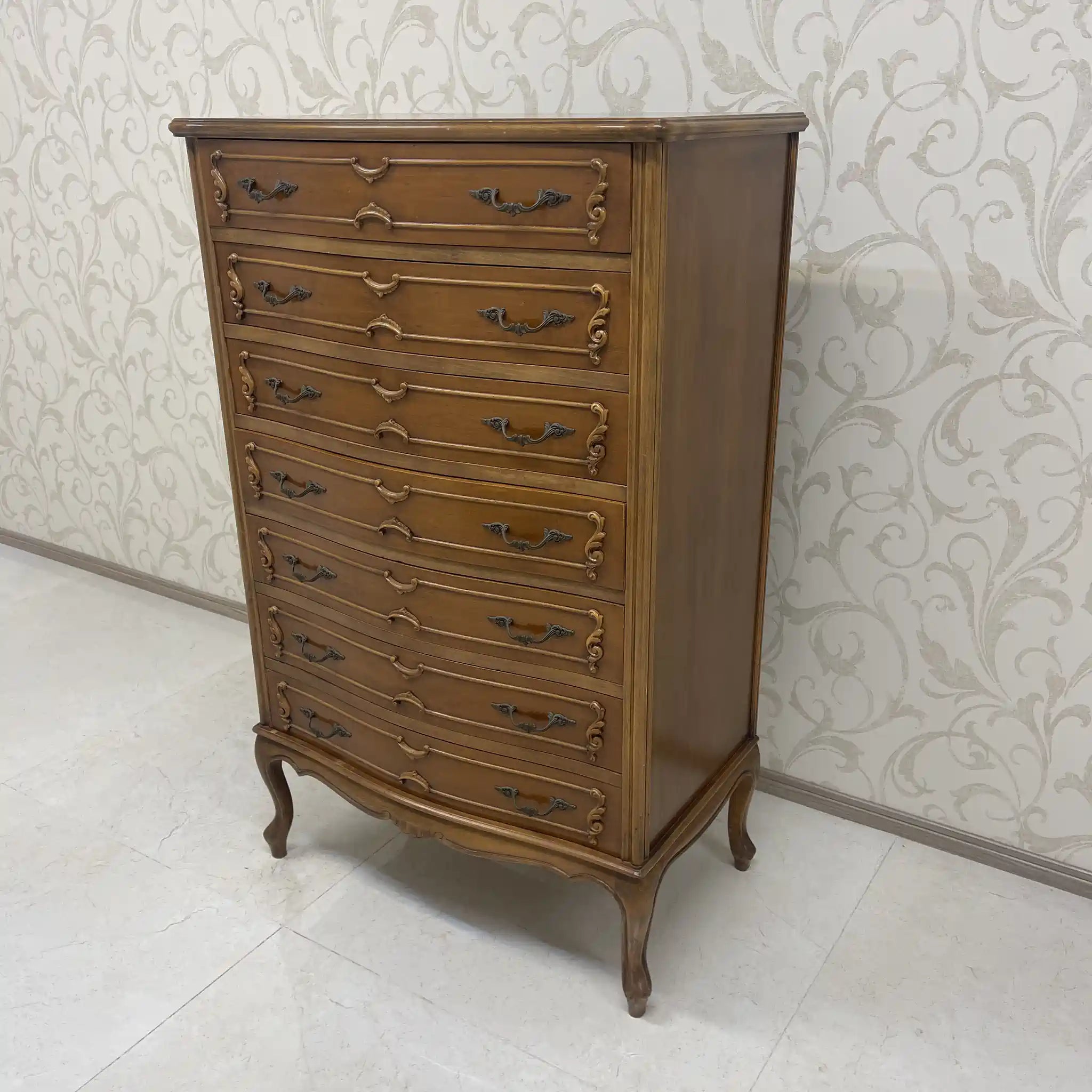 [Vintage] Chest / 20th century / Beech wood / Italy / Cabriole leg, Seminarière (1 week chest)