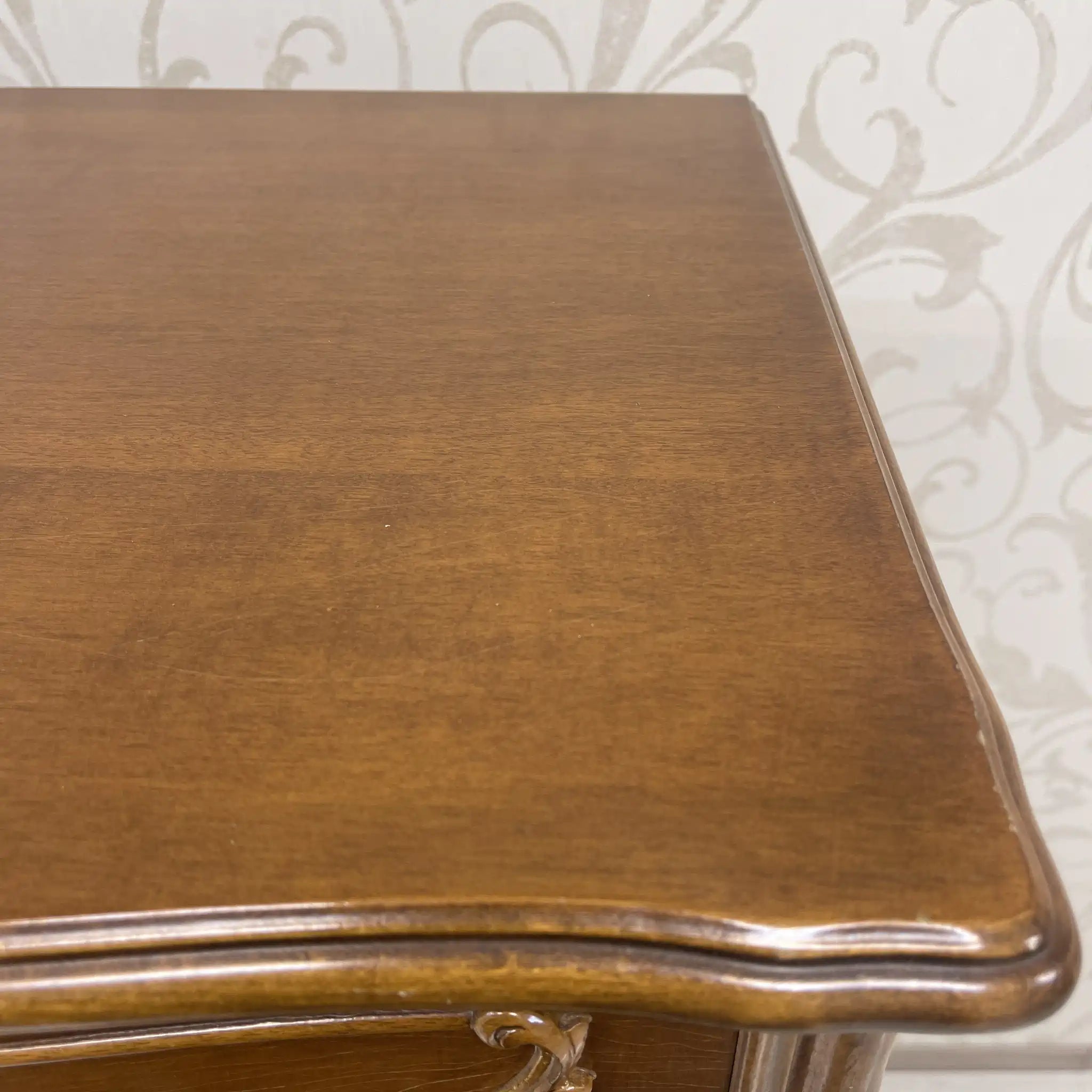 [Vintage] Chest / 20th century / Beech wood / Italy / Cabriole leg, Seminarière (1 week chest)