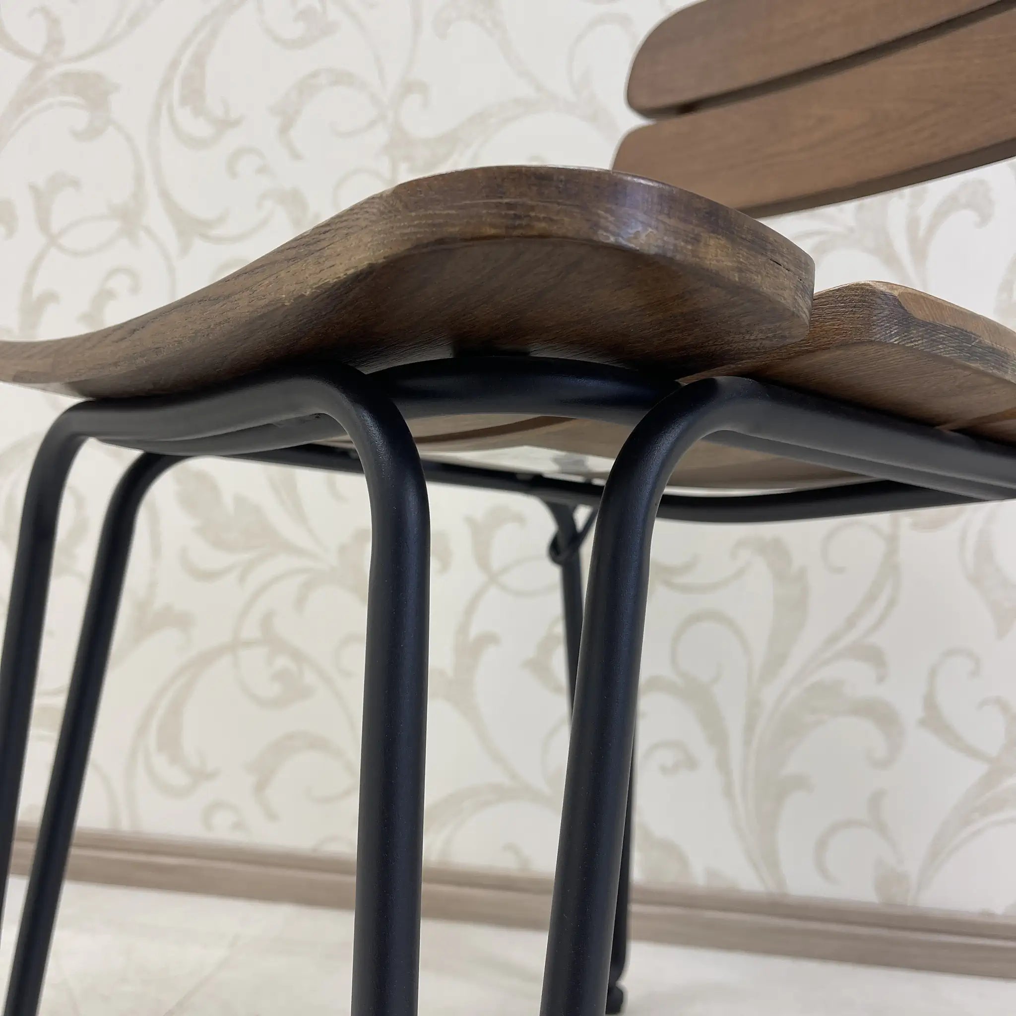 【リユース】 ヴィンテージ風ダイニングセット / 家具の大丸 / Sady 800 Table / Chain Chair / 2000年代 / アイアン楡材(ニレ) / インダストリアルデザイン