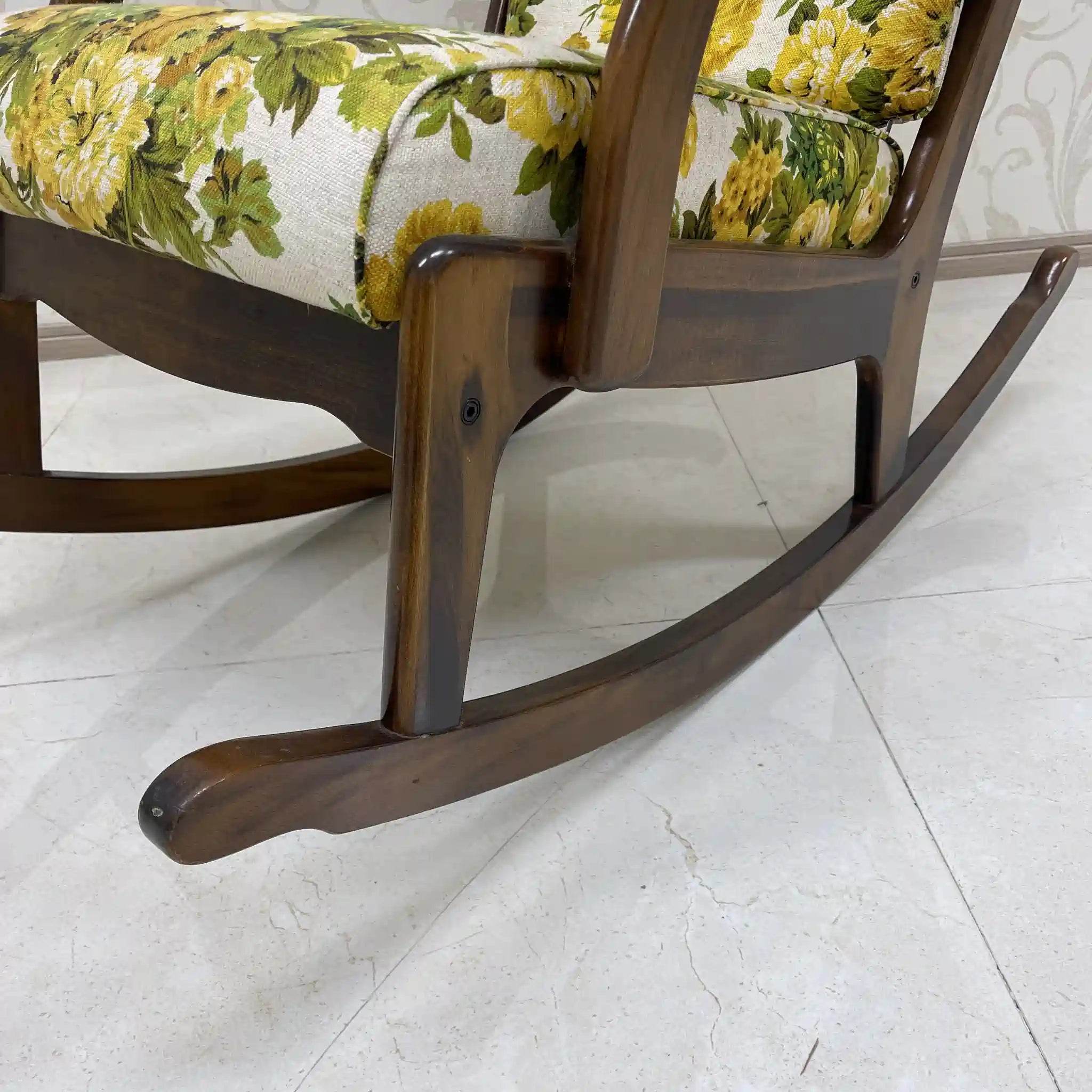 【リユース】 ロッキングチェア / カリモク / ブナ材 / 日本 / 木組み,ハイバック