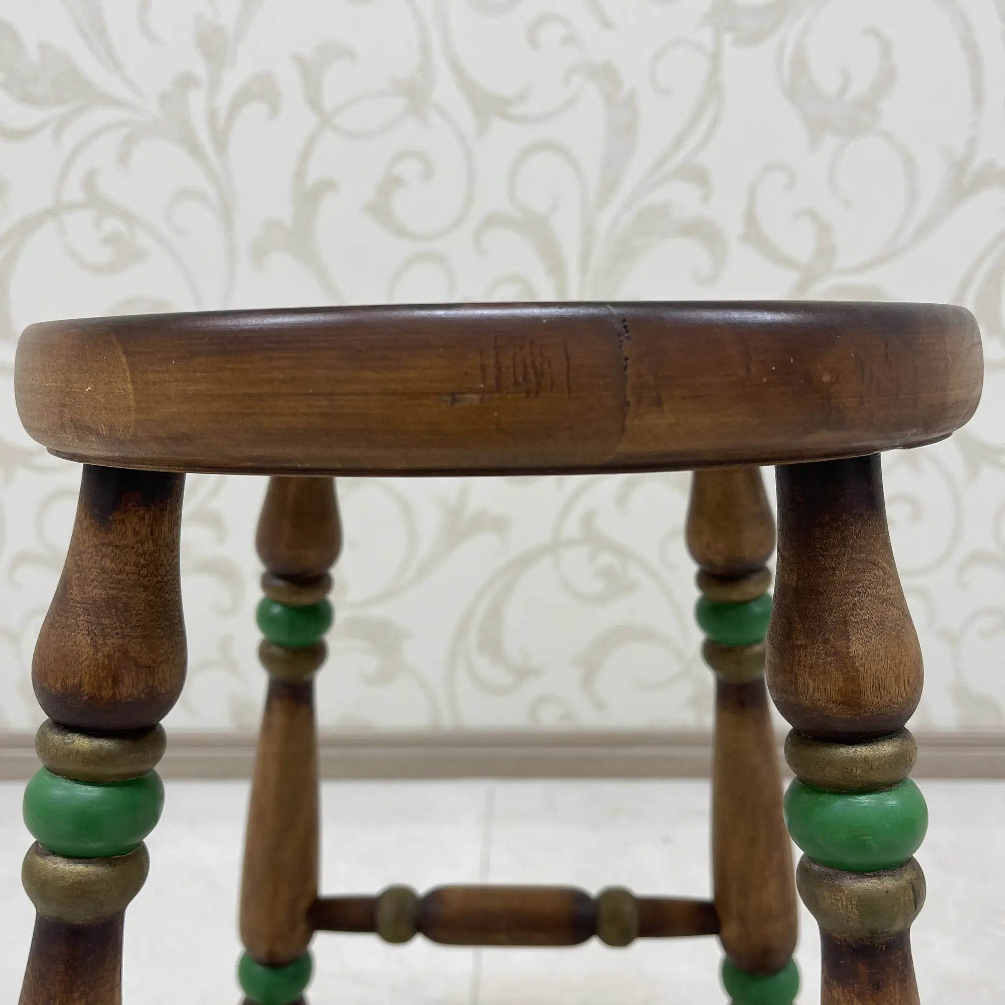 [Vintage] Stool / circa 1970s to 1980s / Beech wood / Italy / Hand painted
