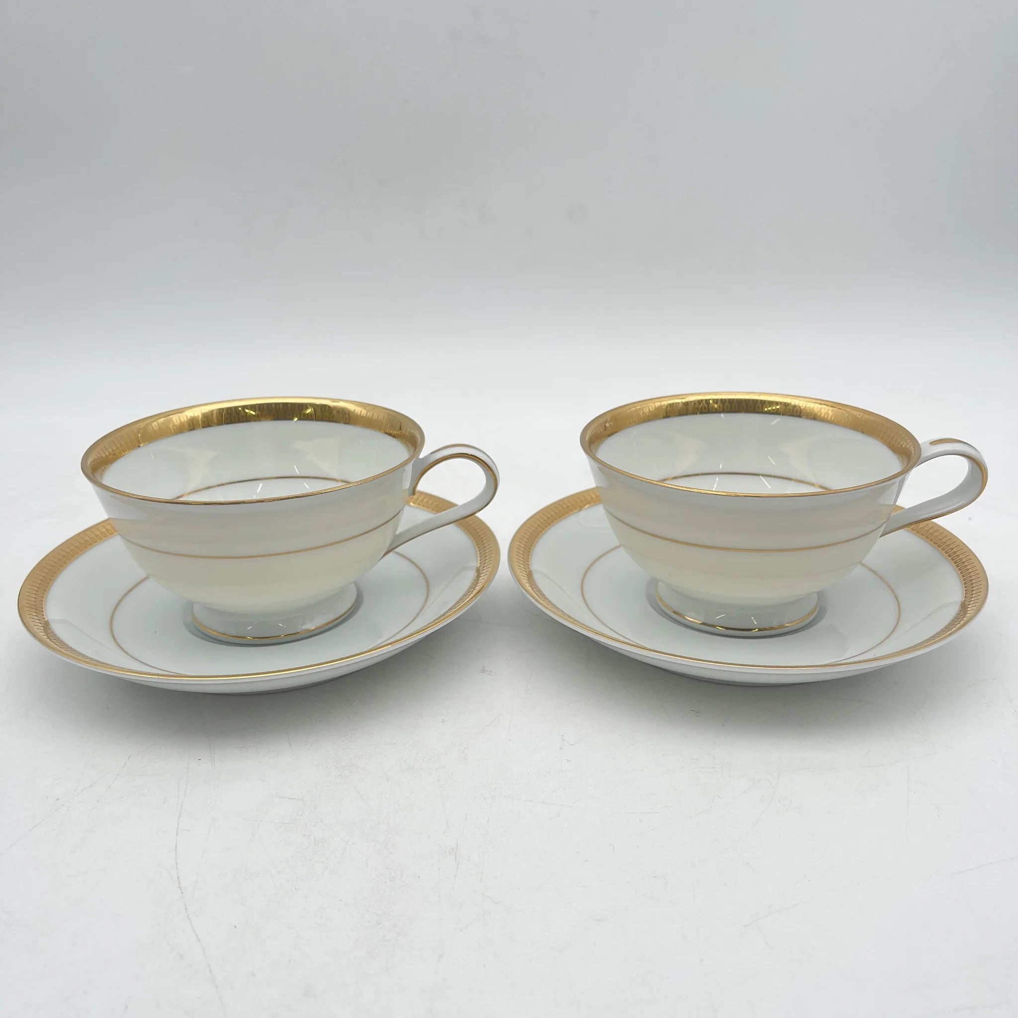 Noritake（ノリタケ） / カップ&ソーサー2P / 1950s- / 磁器 / 日本 / ティーシェイプ,金彩エッチング,ゴールドライン / [ビンテージ]