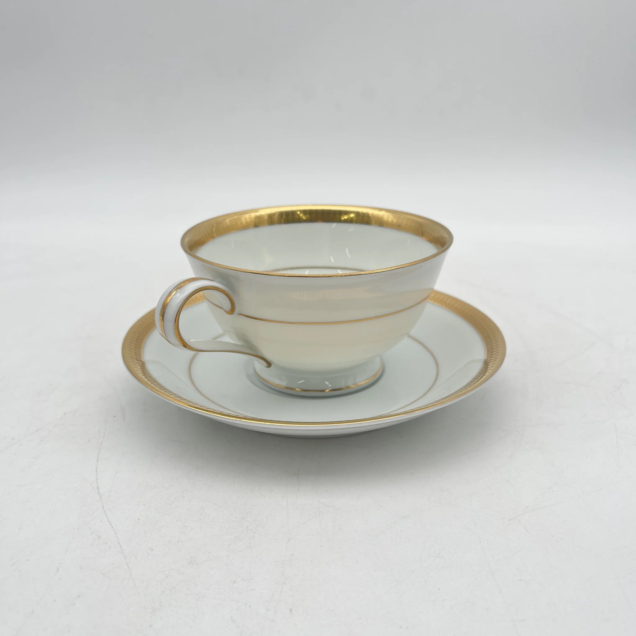 [Reuse] Cup & saucer