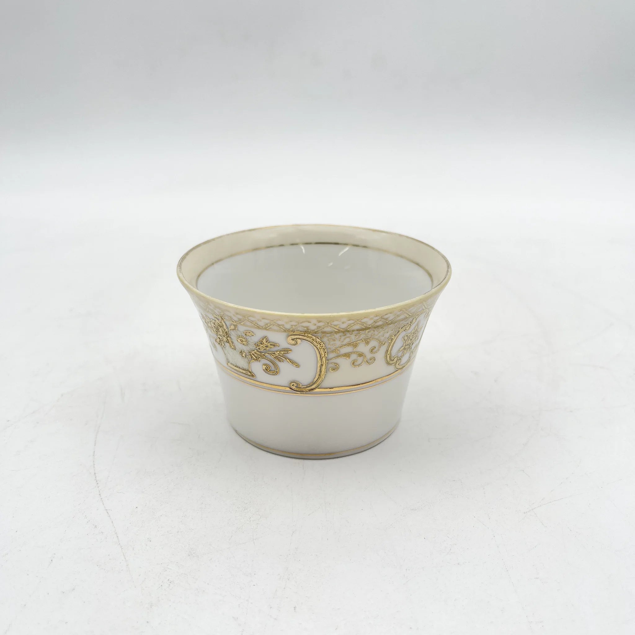 Noritake（ノリタケ） / シュガーボウル / 1920s- / 磁器 / 日本 / 金彩花籠紋,薔薇窓絵,盛金エッチング風 / [アンティーク]