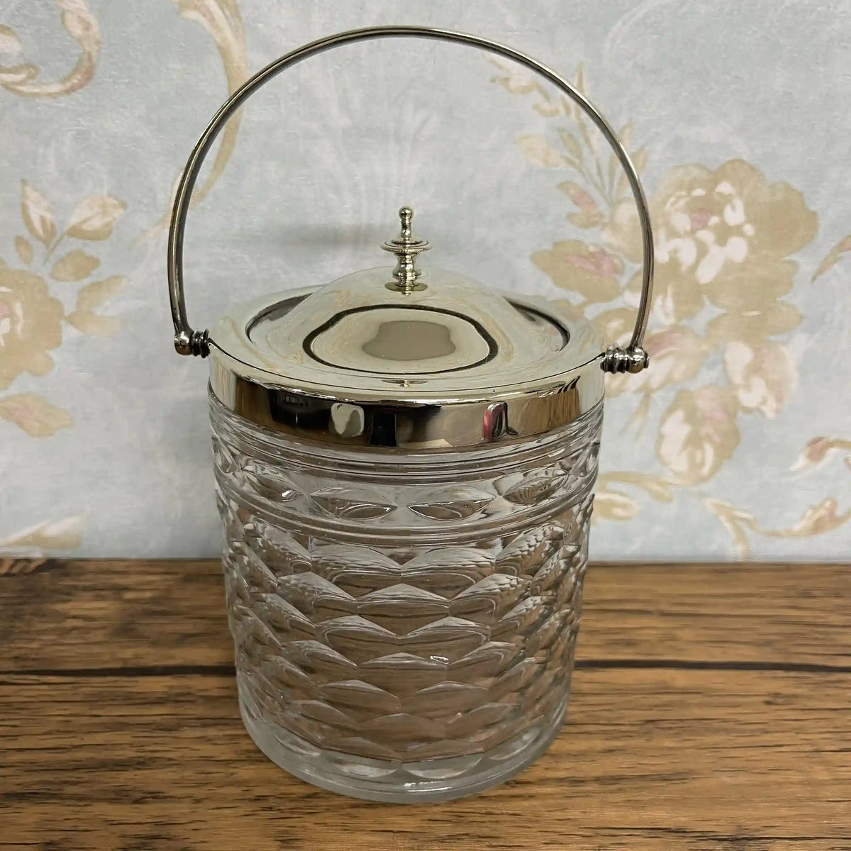 Biscuit jar / 1970s / Glass / England / Glass container, accessory case, display, cafe / [Vintage]