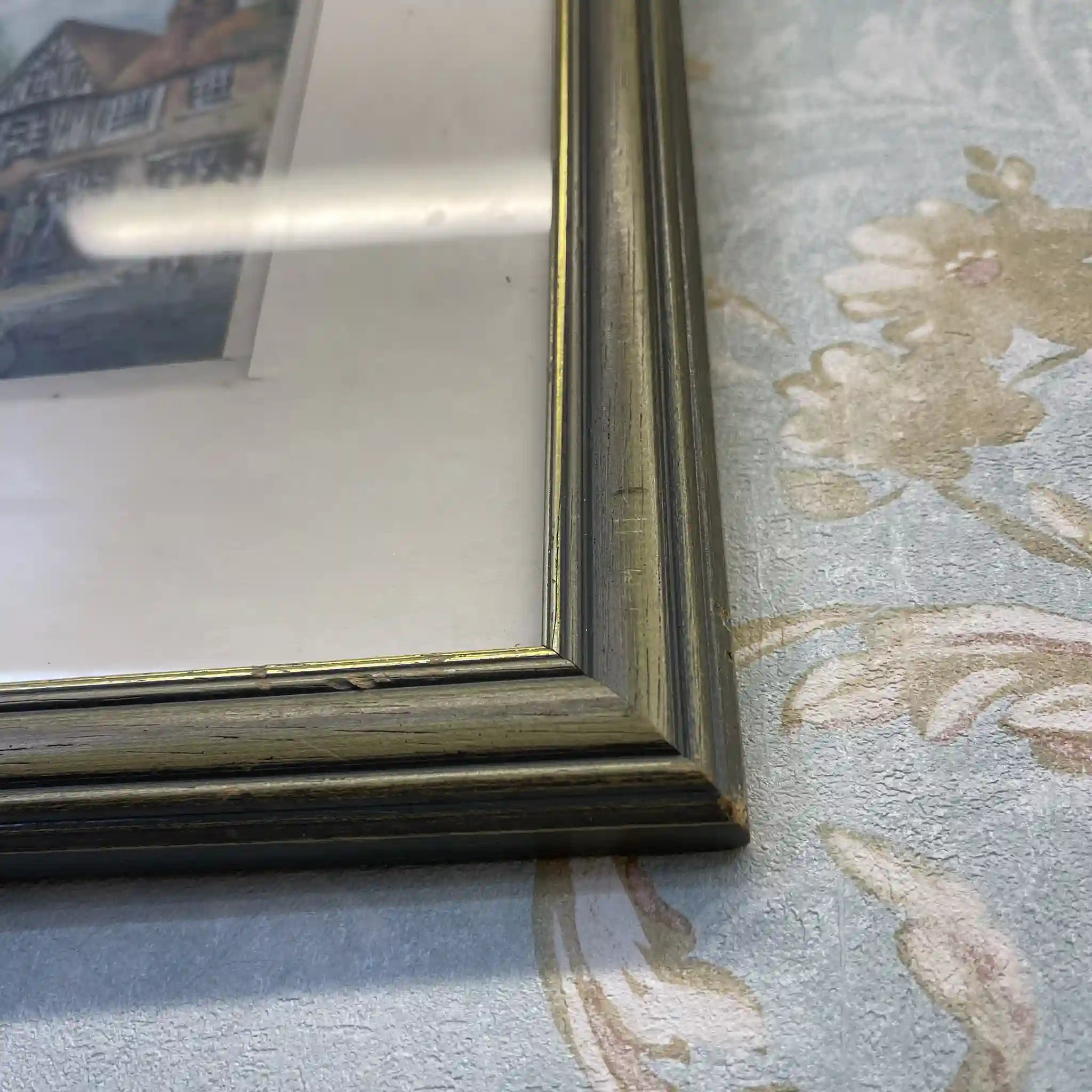 【アート/装飾品】 「英国の街並みと教会」風景画 / 1992年 / イギリス / 肉筆水彩,二重マット額装,ハーフティンバー