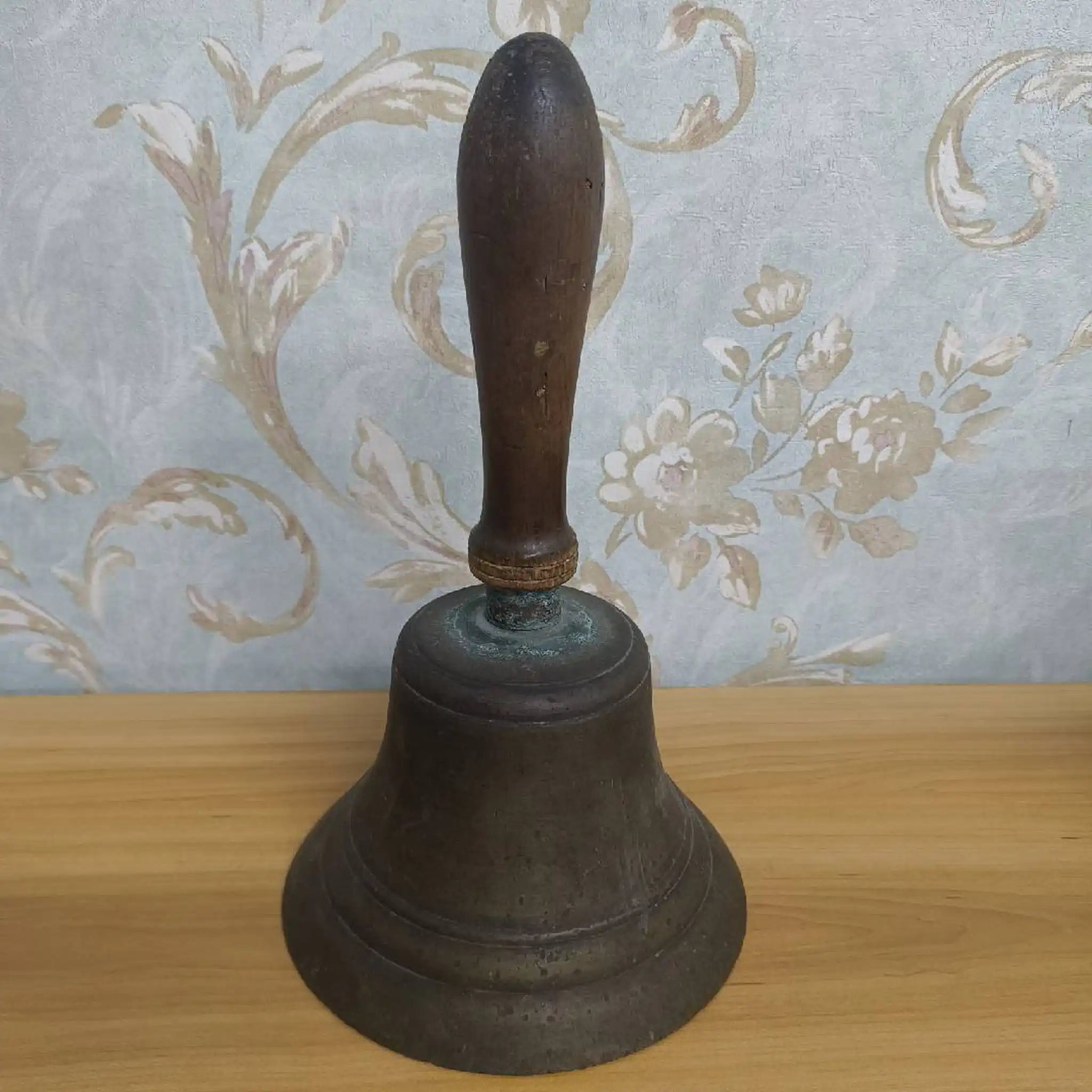 【アンティーク】 ハンドベル / 推定20C前期 / 真鍮 / ヨーロッパ